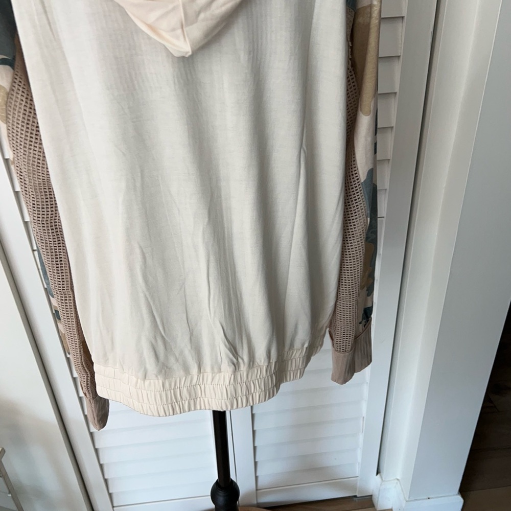 Mystree Cream and Green Zip-Up Jacket and joggers Set - Picture 8 of 15